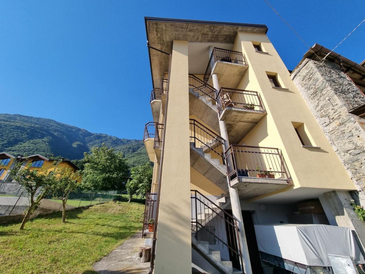 Casa Bat Apartment Mantello Exterior photo