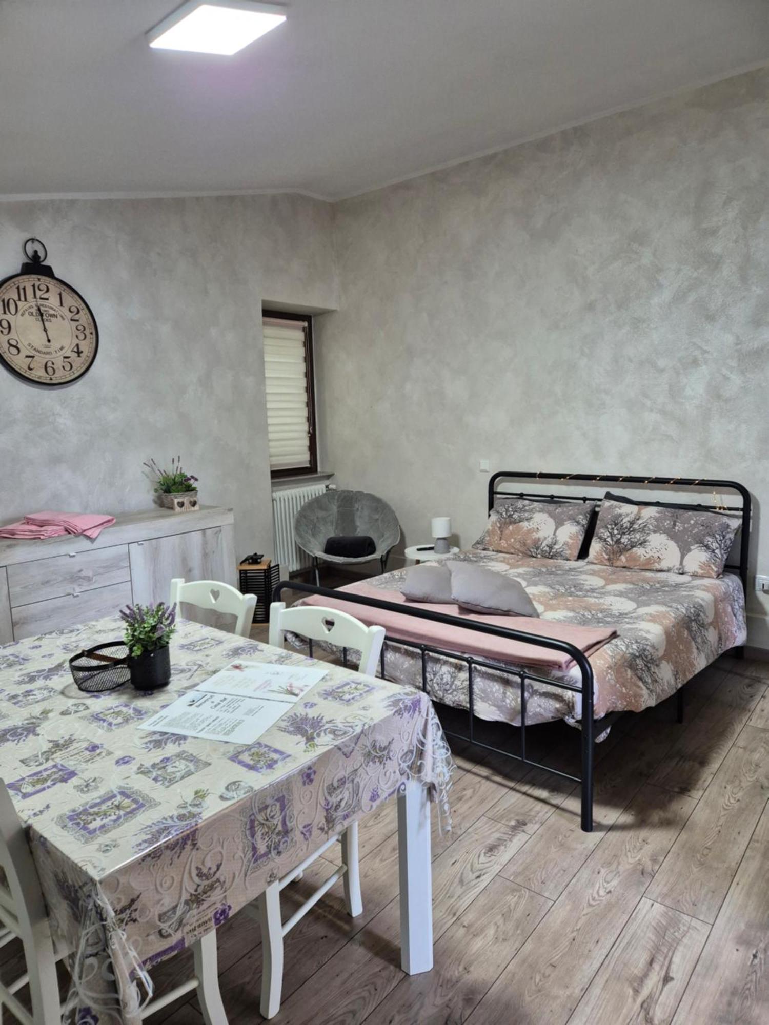 Casa Bat Apartment Mantello Room photo